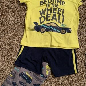 Lot of 4 sets of pajamas